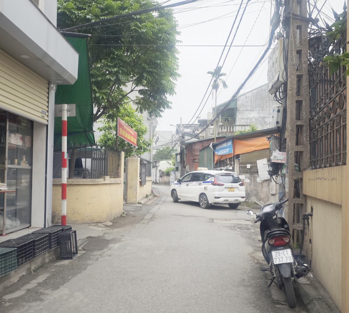 Nhanh tay. 3 tỷ 8 Nhà c4 Ngõ 293 Ngọc Thuỵ 50m x 4m4 đường oto tải tránh ba gác. LH 0936123469 - Ảnh 2